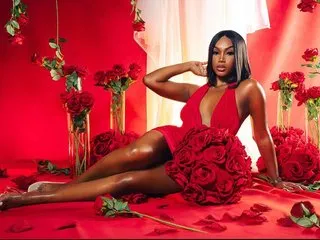 ChaynnaCooper Image 3