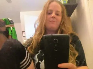 lovehollyann Image 2