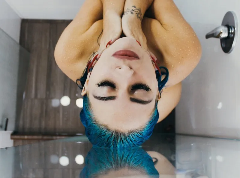 SrtaBlue Image 3