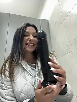 _MiaQueen_ Image 3