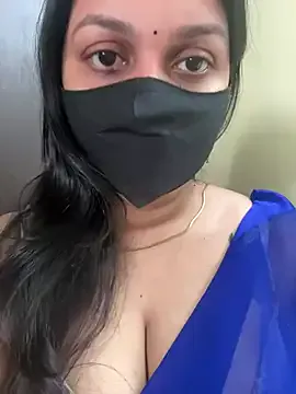 Akhi_Akshaya's Thumb Image
