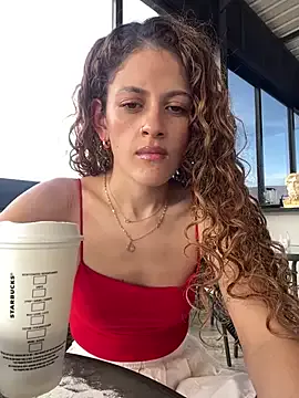 alana15 Image 5
