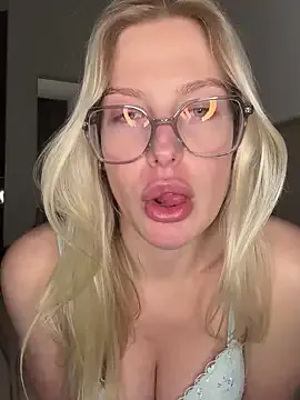 Chloemillerrxx_'s Thumb Image