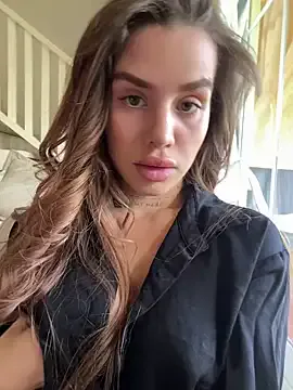 EmiliaCatalina's Thumb Image