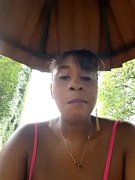 HanaThompson Image 4