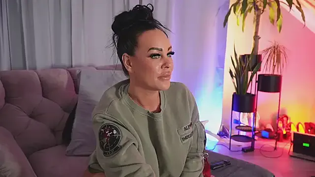 hotmilfbitch Image 7