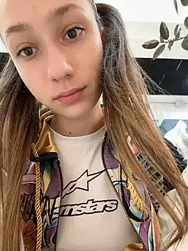 Lia__Love Image 4