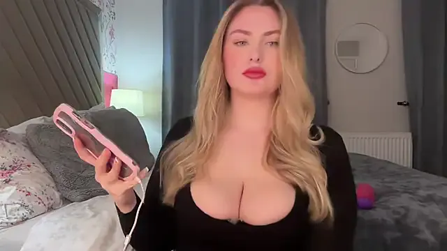 lucyRose_xoxox's Thumb Image