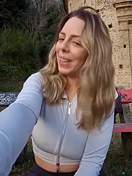 Mia_Railey's Thumb Image