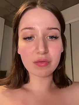 nerdynina Image 7
