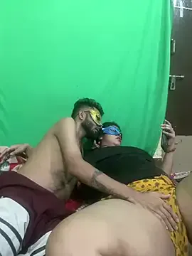 SEXYC0UPLEE Image 3