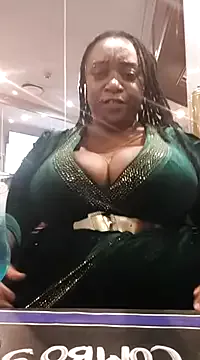 ThickianaRider Image 15