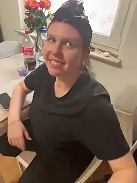 Tightassslut18 Image 12