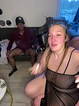 xqueenkinky Image 5